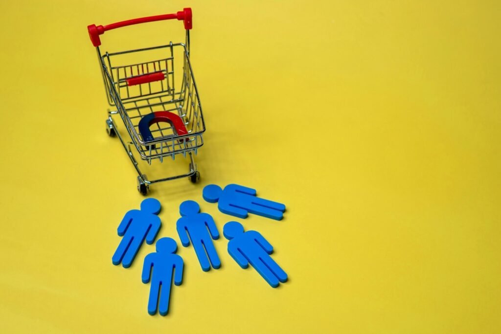 Magnet attract customers towards the shopping cart.